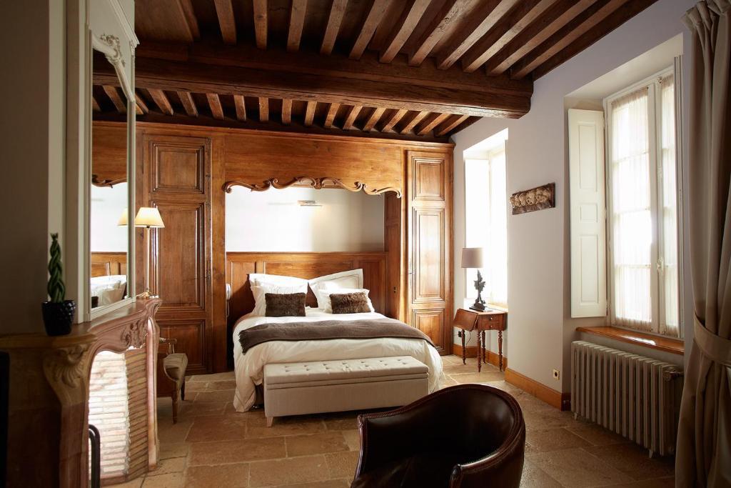 Le Clos Sainte-Marguerite Beaune  Bilik gambar