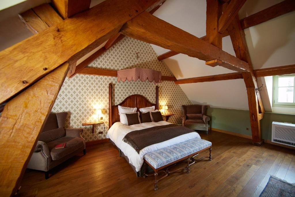 Le Clos Sainte-Marguerite Beaune  Bilik gambar