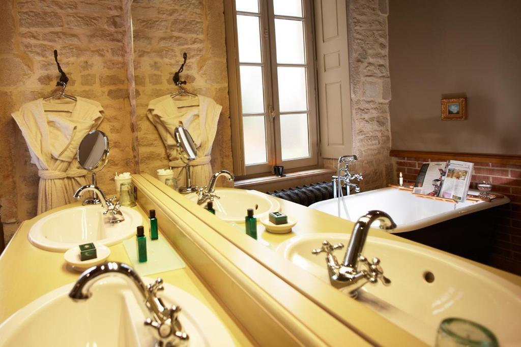 Le Clos Sainte-Marguerite Beaune  Bilik gambar